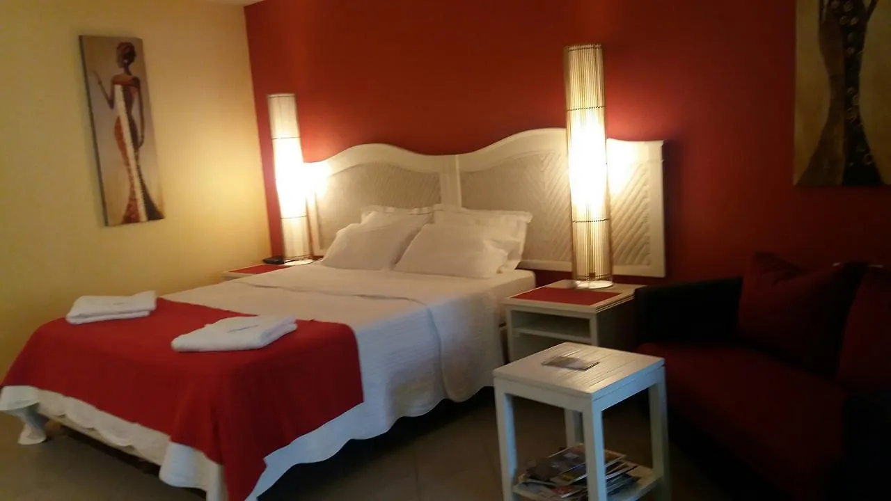 Kontakt z Residence De La Vielle Tour - Studio Particulier Vue Mer